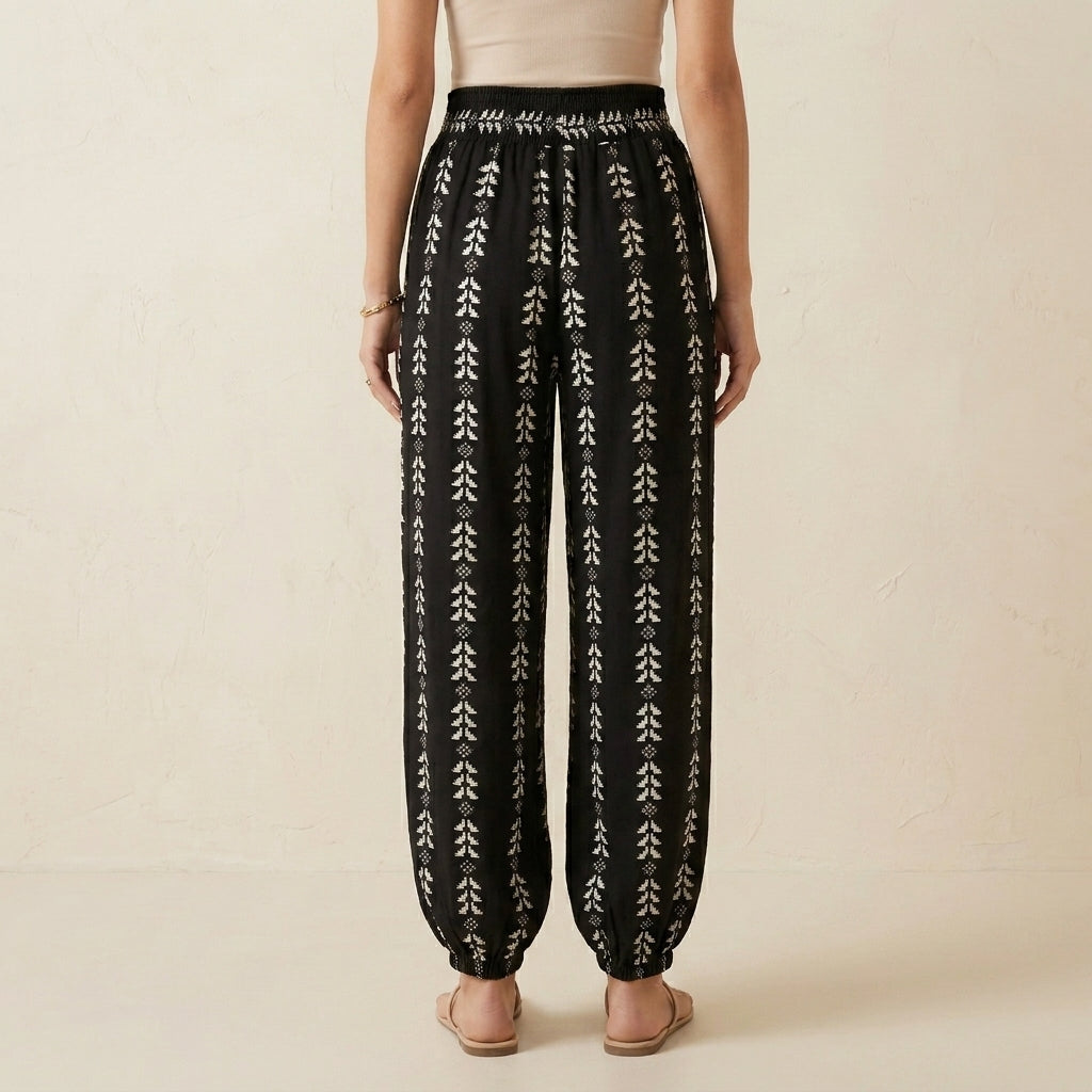 High-Waisted Lantern Pants with Tapered Cuffs and Ethnic Motifs