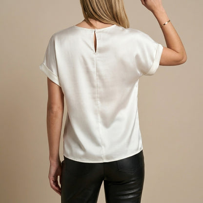 Relaxed Tops with Rolled Cuff Detailing for Evening Elegance