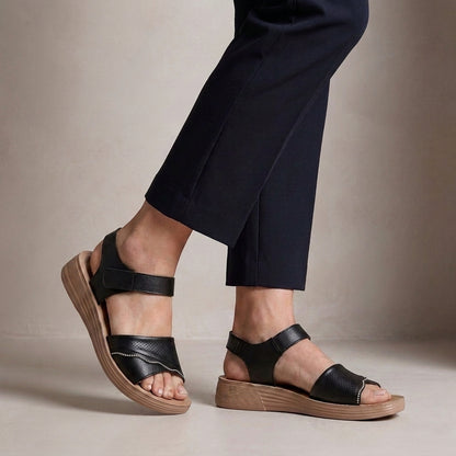 Adjustable Ankle Strap Flat Sandals with Textured Platform Sole