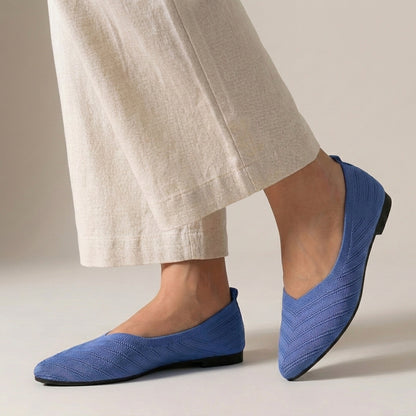 Ribbed Knit Pointed-Toe Flats with V-Cut Silhouette
