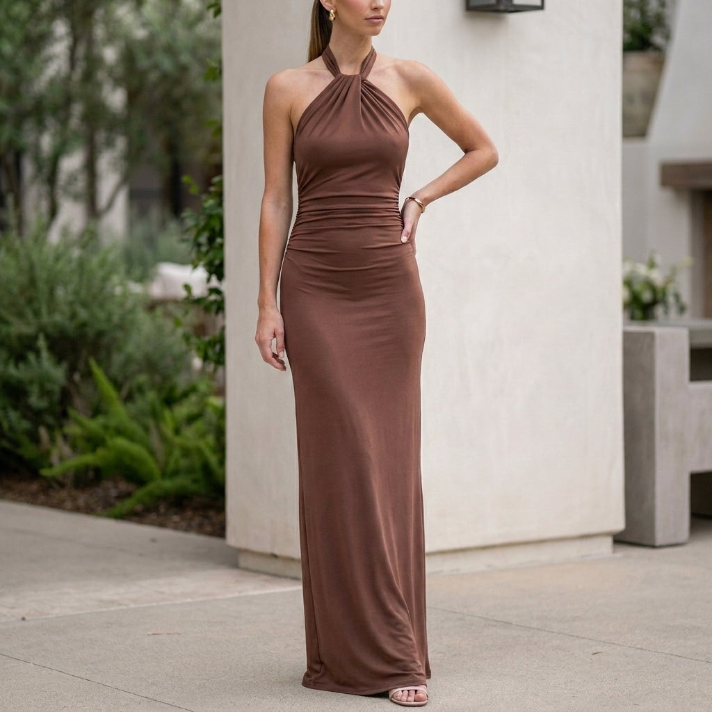 Elegant Twisted Halterneck Maxi Dress with Ruched Bodice and Backless Silhouette