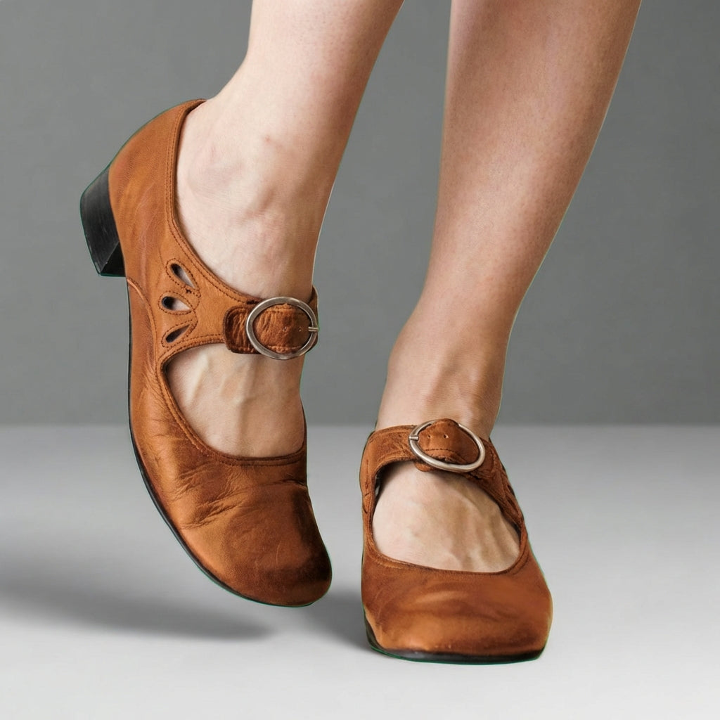Women’s Closed-Toe Mary Jane Shoes with Block Heel and Adjustable Strap