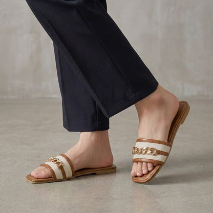 Minimalist Chain Strap Slide Sandals with Elegant Coastal Resort Styling