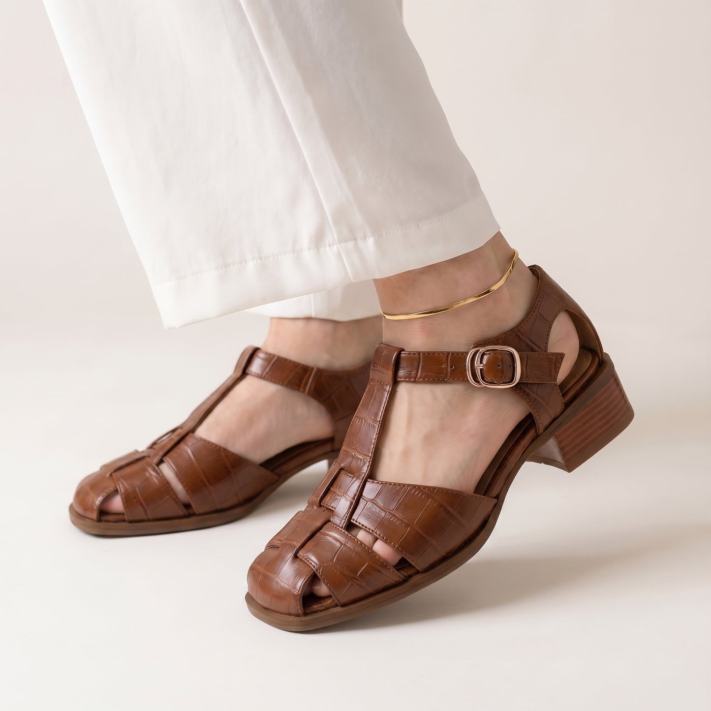 Structured Cage-Style Chunky Heel Roman Sandals with Embossed Texture