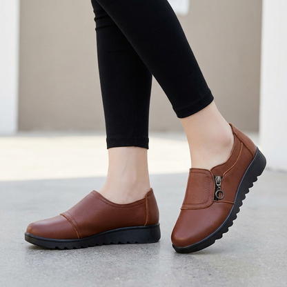 Structured Pebble-Grain Orthopedic Loafers with Side Zip and Platform Sole