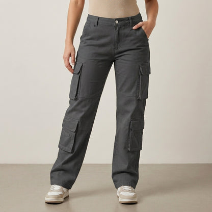 Relaxed Wide-Leg Cargo Pants with Utility Pocket Details