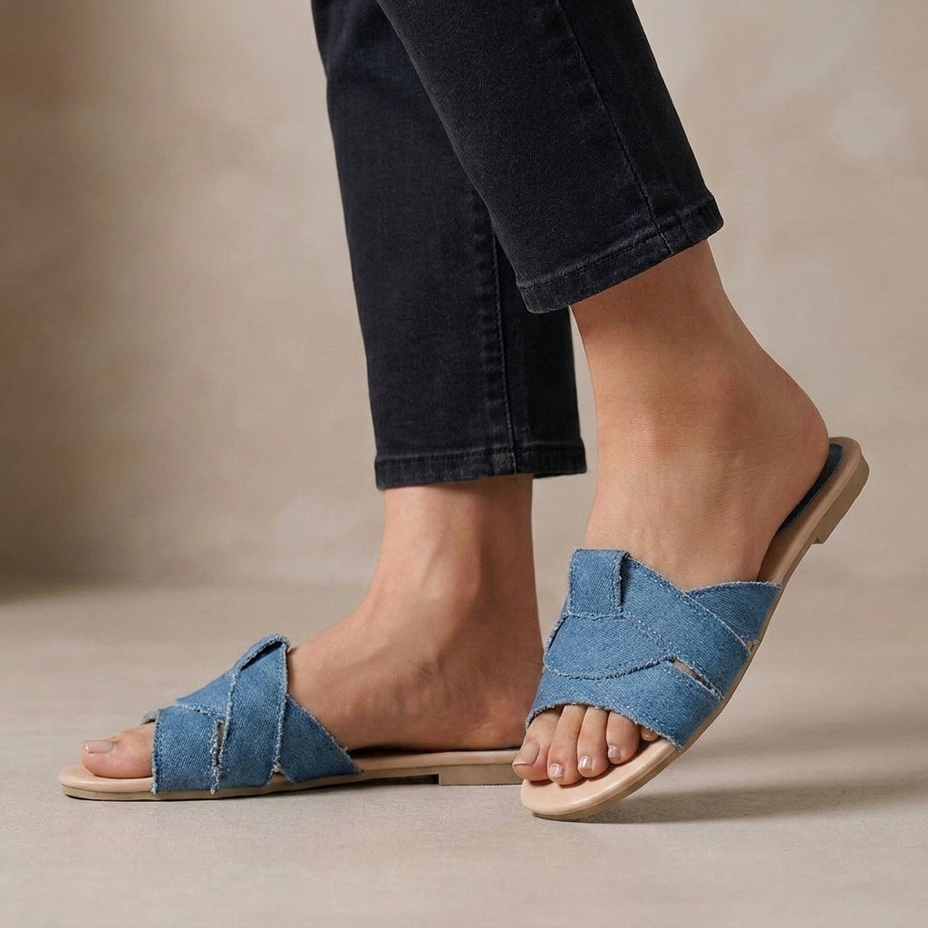 Structured Wide-Strap Flat Sandals for Summer Elegance