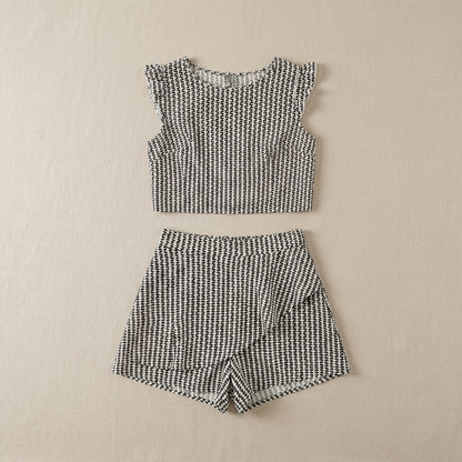 Refined Sleeveless Ruffle Top and Tiered Shorts Set with Geometric Print