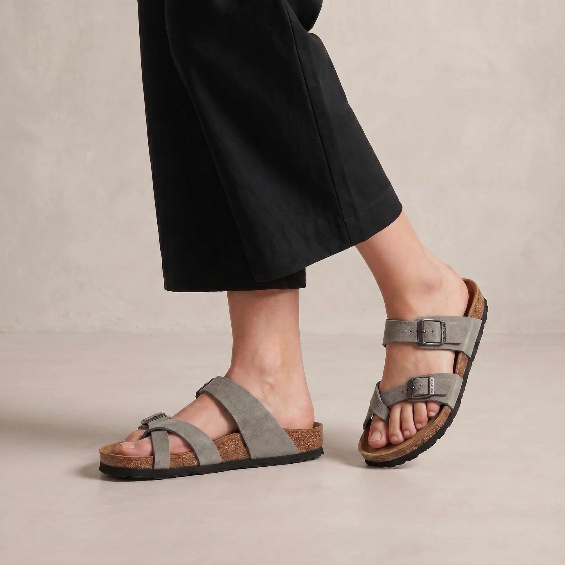 Ergonomic Adjustable Strap Sandals with Contoured Footbed and Grip Outsole
