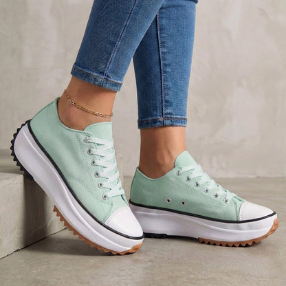 Classic Canvas Platform Orthopedic Sneakers with Contrast Toe Cap