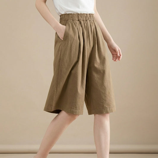 Relaxed Wide-Leg Shorts with Gathered Waistband and Pockets