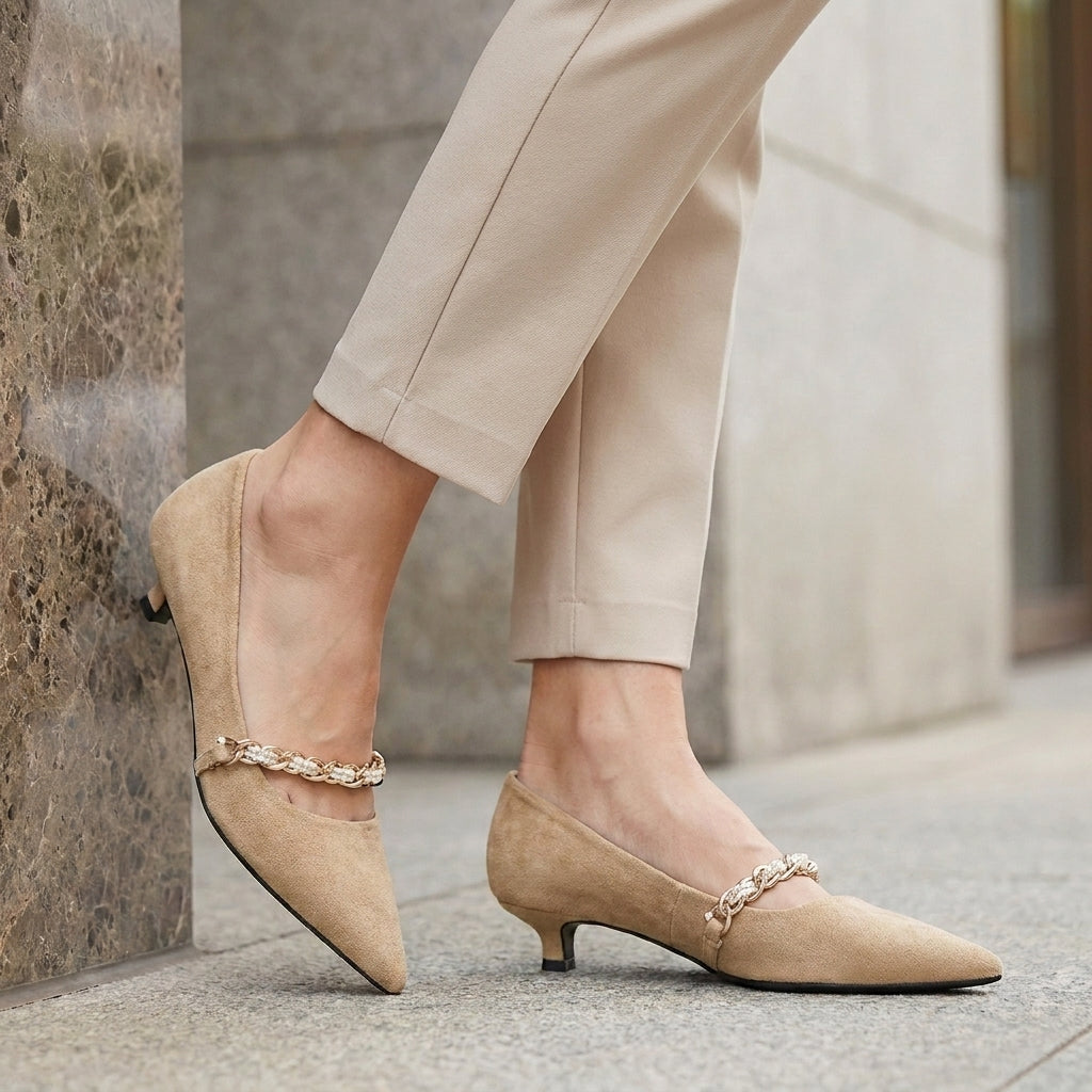 Elegant Pointed Toe Kitten Heels with Delicate Gold Chain Accent