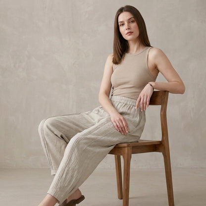 Effortless Harem Trousers with Relaxed Tapered Silhouette