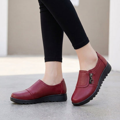 Structured Pebble-Grain Orthopedic Loafers with Side Zip and Platform Sole