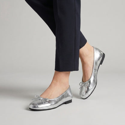 Bow Ballet Flats with Chic Everyday Comfort