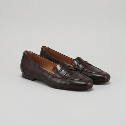 Slim Slip-On Flat Loafers with Penny Strap and Apron Stitching