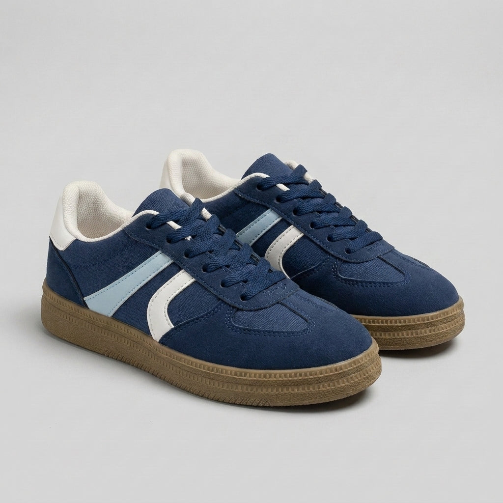 Women's Structured Low-Top Sneakers with Textured Animal Print Accents
