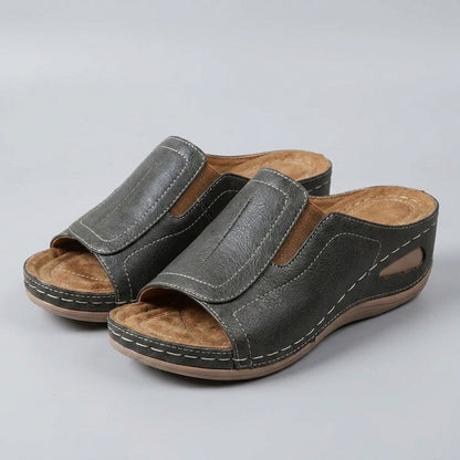 Ergonomic Slip-On Sandals with Contoured Wedge Heel for Relaxed Comfort