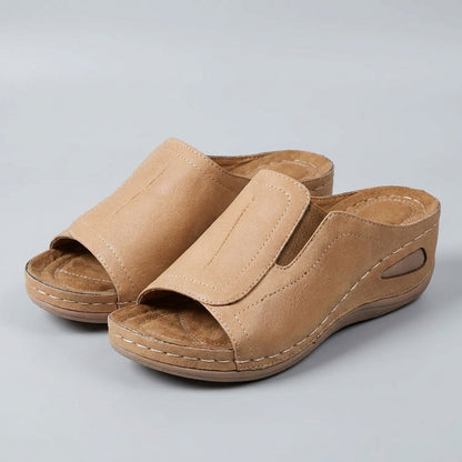 Ergonomic Slip-On Sandals with Contoured Wedge Heel for Relaxed Comfort