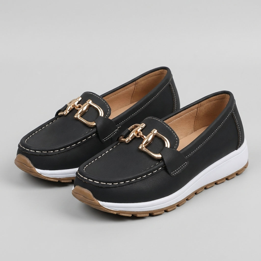 Sophisticated Slip-On Loafers with Signature Buckle and Platform Sole