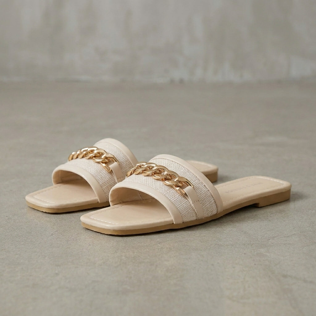 Minimalist Chain Strap Slide Sandals with Elegant Coastal Resort Styling