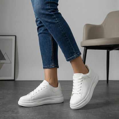 Classic Platform Sneakers with Contrast Heel Tab