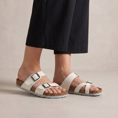Ergonomic Adjustable Strap Sandals with Contoured Footbed and Grip Outsole