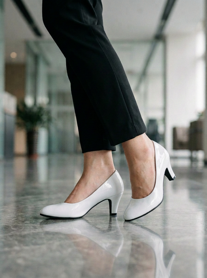 Elegant Glossy Medium Heel Pumps for Sophisticated Occasions