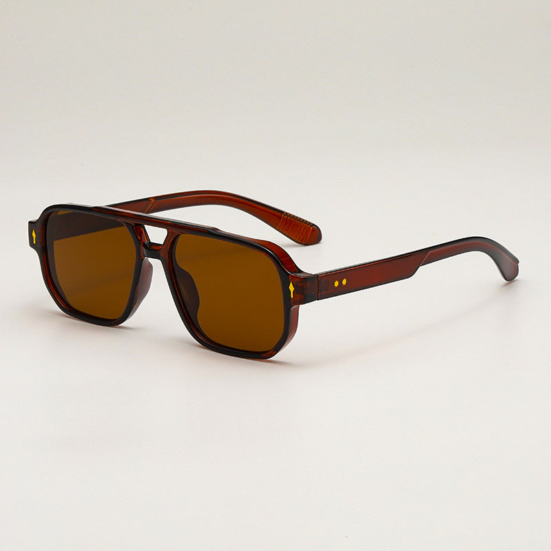 Oversized Retro-Inspired Sunglasses with Double Bridge and Metallic Accents