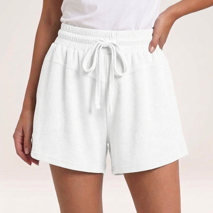 Relaxed Fit Drawstring Shorts with Subtle Seam and Pockets
